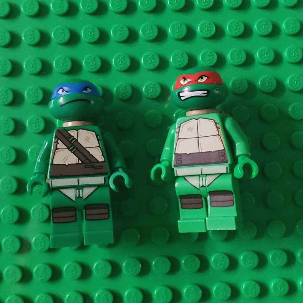 Lego Ninja Turtle Minifigures